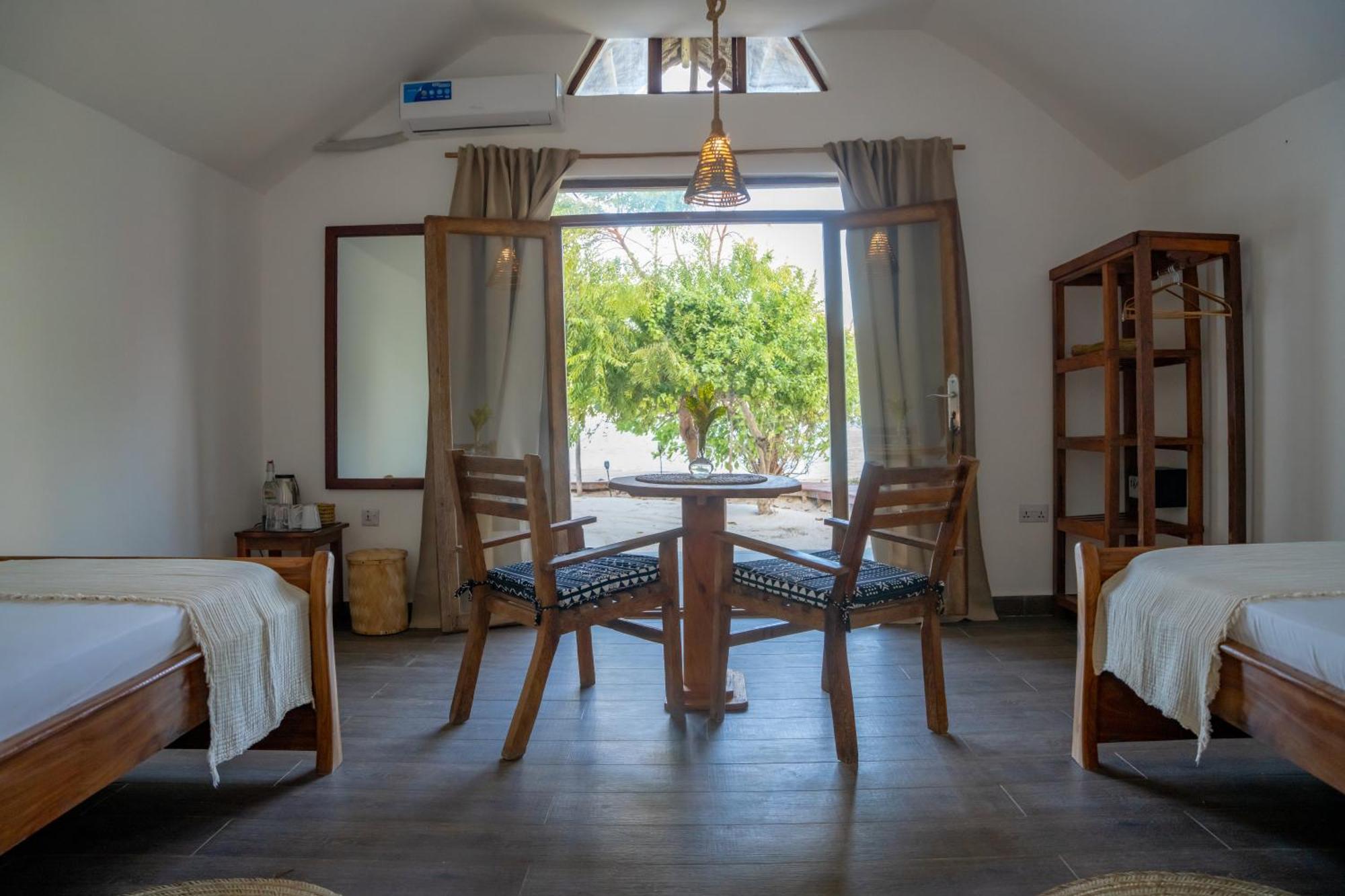 Juana Ocean Villas Makunduchi Ngoại thất bức ảnh