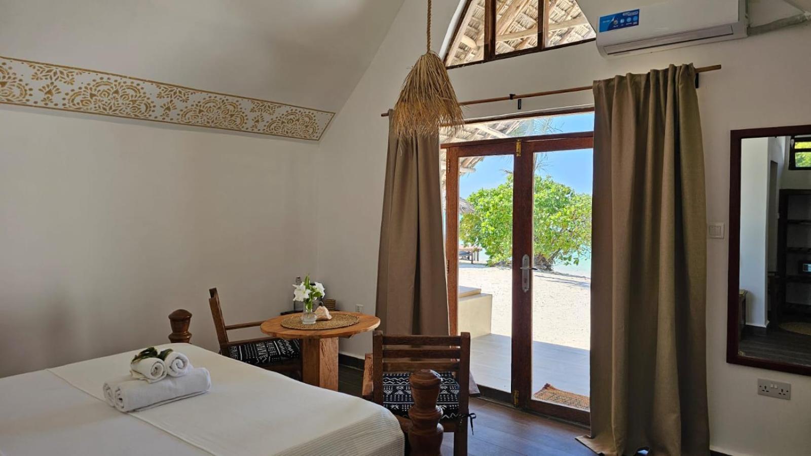 Juana Ocean Villas Makunduchi Ngoại thất bức ảnh